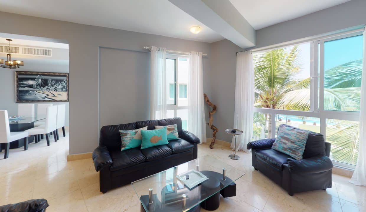 Apartment-E2-Arenas-Beachfront-Condos-Living-Room (1)