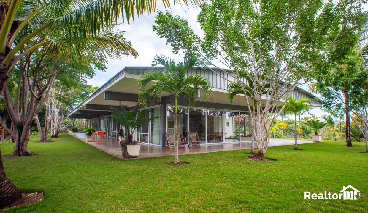 Villa in Jamao + Land For Sale - RealtorDR For Sale Cabarete_-20